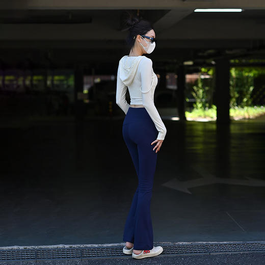 beemen 高腰微喇瑜伽健身裤 轻薄裸感 修饰腿型 秒变大长腿 喇叭裤 商品图3