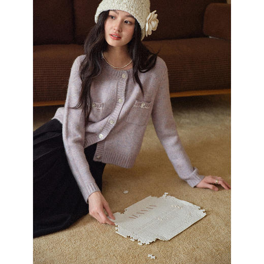 鹿向南2025秋季新款温柔风紫色短款宽松毛衣女小香风气质圆领上衣L578136 商品图3