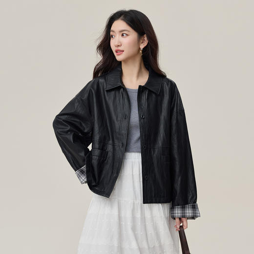 【年货节】熙世界肌理感蛋白PU皮衣外套女秋季格纹翻边袖巴恩风短款夹克上衣 商品图4