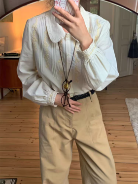 浮生八记/25C126/法式复古娃娃领棉麻衬衫