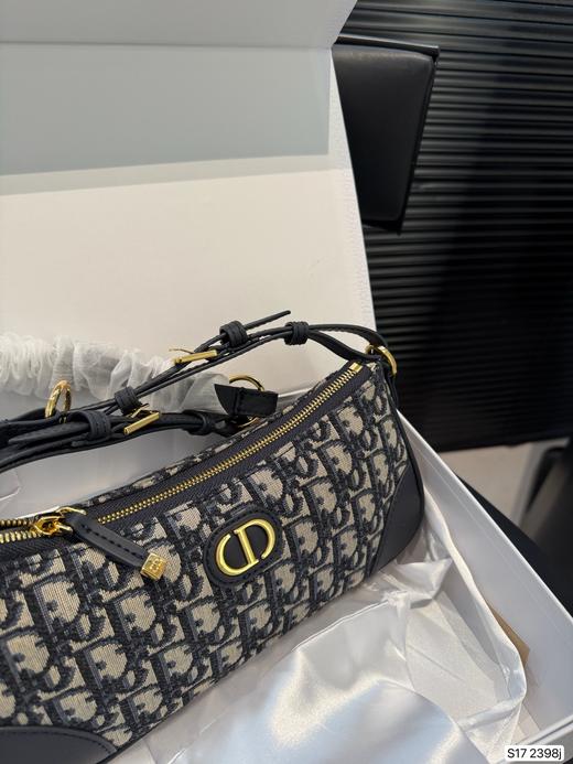 G514迪AO经典LOGO腋下包 商品图4