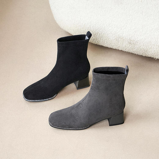 千百度粗中跟弹力袜靴女瘦瘦靴时尚钻饰短靴子时装靴A25551815 商品图1
