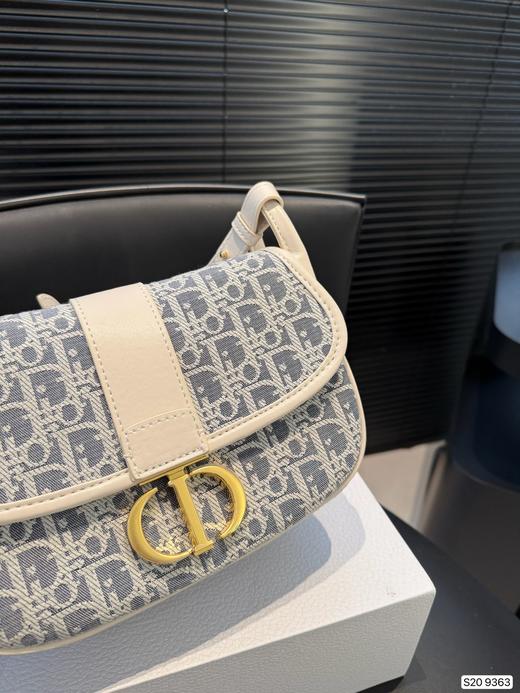 G515配折叠盒子 蒙迪AO经典老花系列斜挎包 商品图3