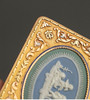 独角鹿西洋古董19世纪德国出品小天使主题韦奇伍德风陶瓷浮雕装饰花叶纹18K三色彩金精雕嵌珐琅鼻烟盒 商品缩略图2