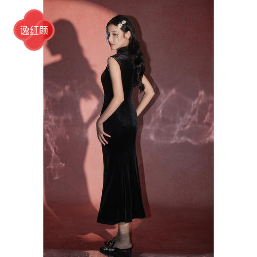 逸红颜如熠2025秋季新款明星同款弹力醋酸丝绒重工刺绣鱼尾长旗袍 商品图4