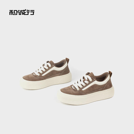 和诚行2025秋季新款男式厚底轻便百搭休闲板鞋0930253 商品图3