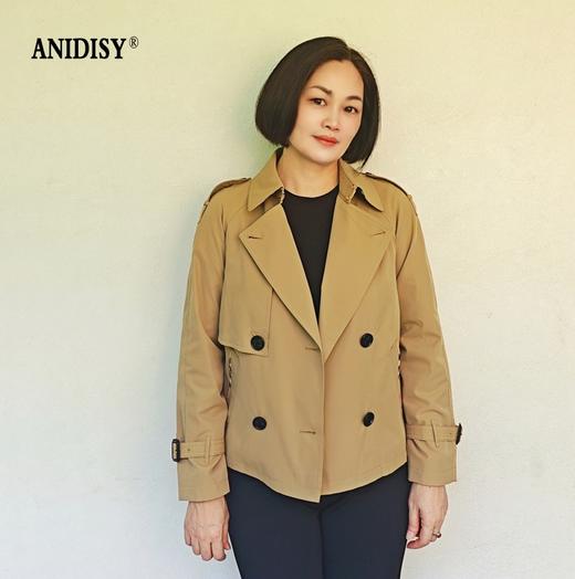 经典翻领长袖双排扣肩章风衣外套 商品图4