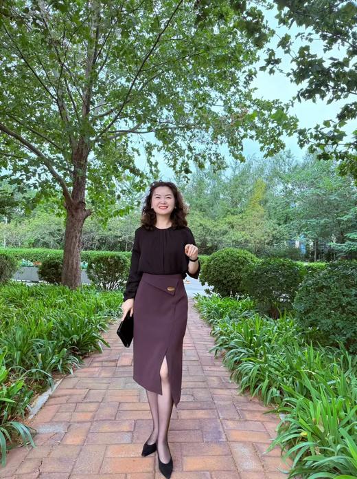 下摆开叉半裙 商品图14