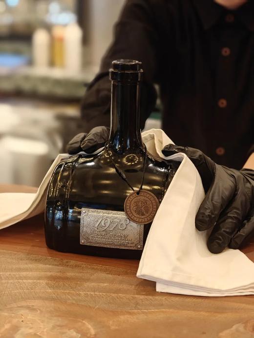 阿金斯城堡1978橡木桶珍藏纪念版干红葡萄酒， 法国AOP级别、橡木塞封、陈年潜力干红、澳洲西卡葡萄酒产区、80年老藤西拉、歌海娜 商品图7