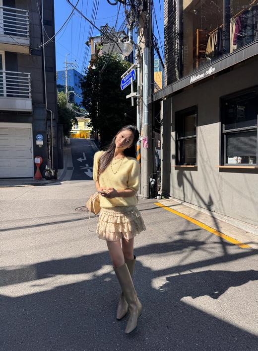 Read Nameless/羊绒宽松短袖 鹅黄色 2025/9/18 商品图3