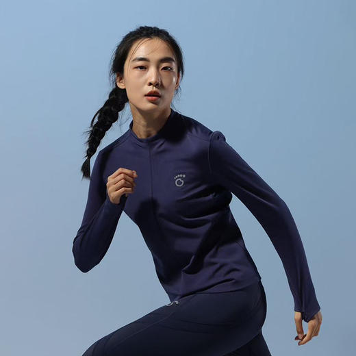 原创单品丨马孔多女子糯糯加绒上衣 吸湿排汗 腋下一片式 防磨小立领 袖口拇指洞 商品图2