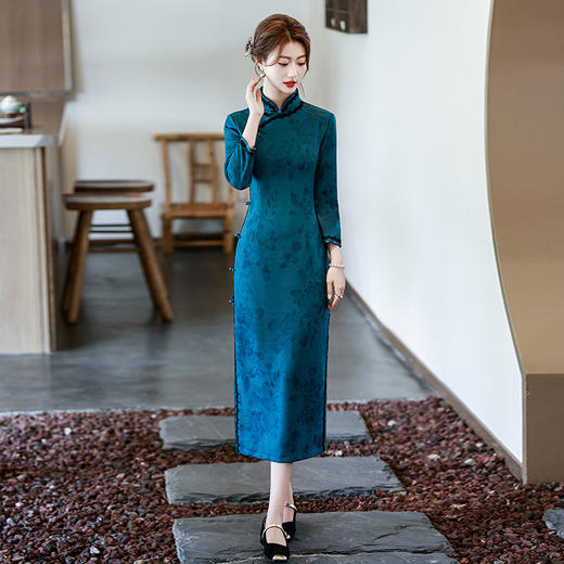 SC22059蓝色2025新款长款复合修身宴会气质年轻复古旗袍 商品图1