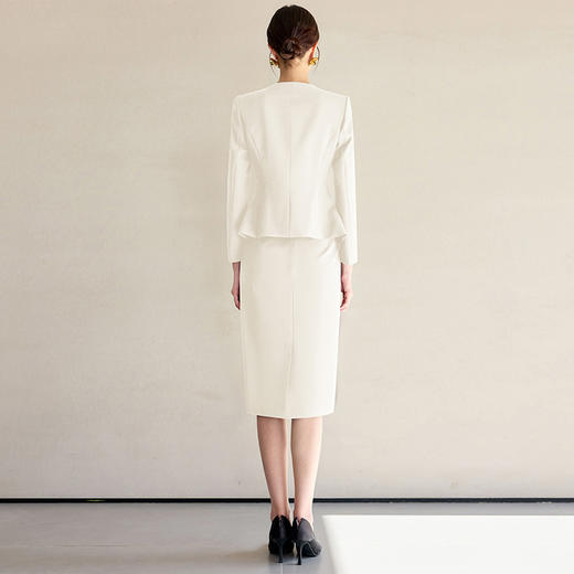 IWY/气质米白色套装女法式名媛小香风职业西装套裙高级感工作服WCS128 商品图4