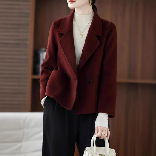 「自」全新升级【铂金会员441/天猫599/差价158】(15355)洛诗琳气质毛呢小西装外套2025秋冬宽松双排扣短款羊毛外套 商品图2