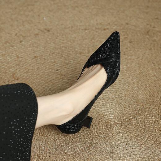 【预售5天】时尚裂纹牛皮中跟浅口单鞋，真皮女鞋一脚蹬四季鞋MLS&A1054 商品图4