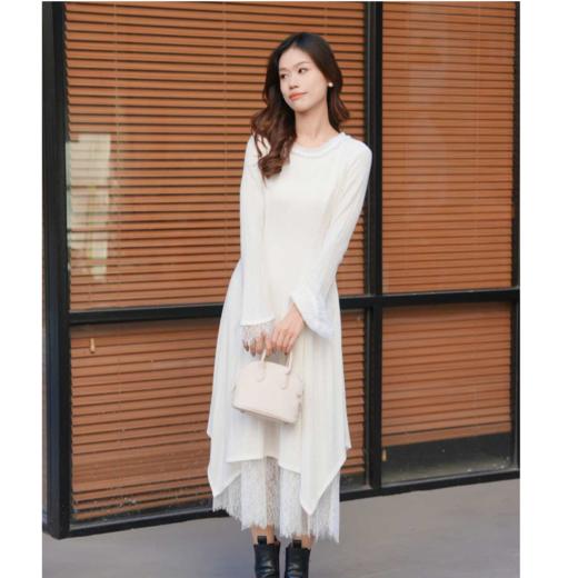 两三事 月雾流光2025秋季新款显瘦蕾丝拼接不规则下摆连衣裙气质 商品图1