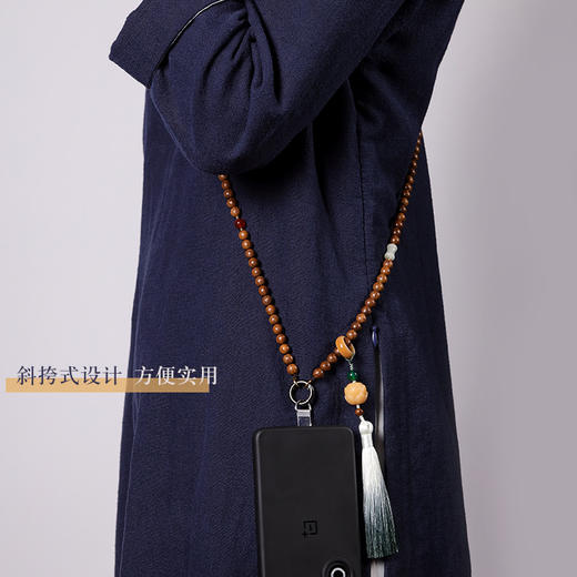【敦煌檀木斜挎手机链】敦煌福泽原创国风绿檀木 金丝檀菩提新中式斜跨款可背手机挂链绳防摔防丢手机挂饰 商品图3