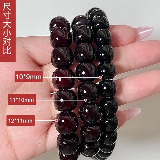 幽泉清韵·溏心老料菩提生肖手串系列，十二生肖守护本尊，色泽浓郁温润，像糖心一样诱人 商品图3