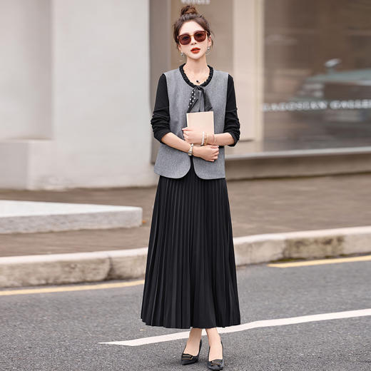 HR YBX8610法式小香风马甲套装裙洋气减龄百褶连衣裙 商品图3