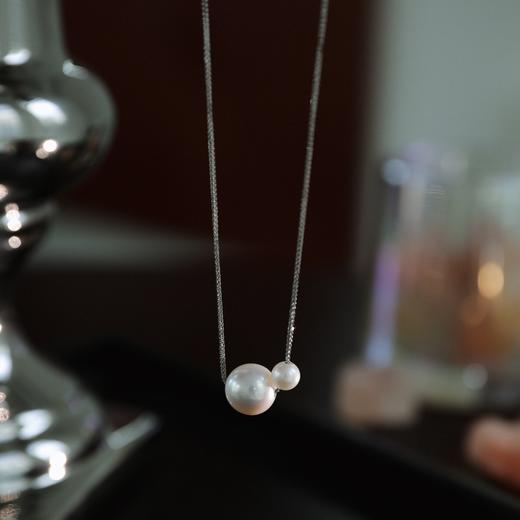 阮仕珍珠 双生花系列S925银 淡水珍珠链牌 6-6.5/11-12mm 正圆 极微瑕 极强光 商品图3