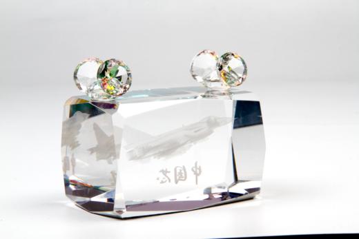 【长春航展、九三阅兵纪念品-新品重磅】特尔博 中国芯国产发动机 水晶底座绚丽夺目 礼盒包装送礼佳品 商品图1