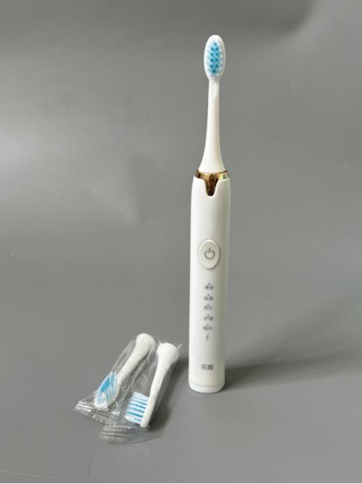 🌸全网宠粉专场❗❗🎖🎖国民大品牌🔺【乐视电动牙刷T703 】💥，专为乐粉定制😁 国庆宠粉，💥开团价2台仅需💰49元  商品图1