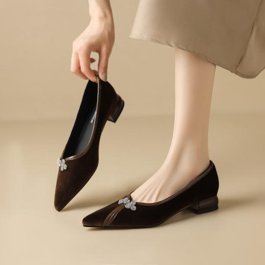 【预售5天】真皮国风单鞋尖头浅口，中跟鞋粗跟气质新中式礼服款女鞋YS&0285 商品图0