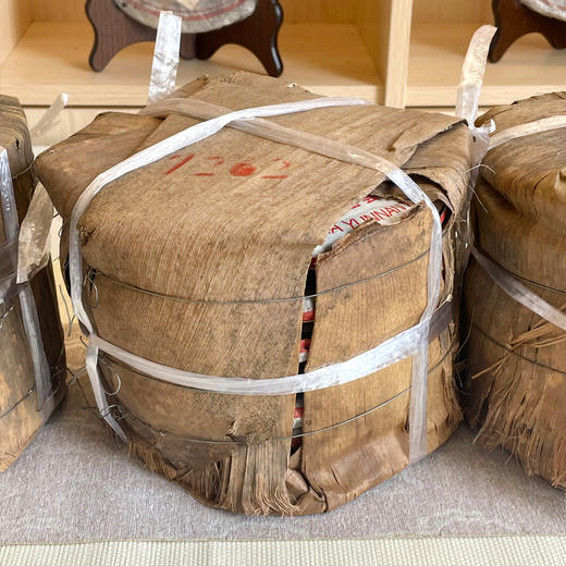 2005年501批次勐海茶厂7262熟茶饼  经典老大益熟茶 厚醇甜润滑   干仓真品性价比高 商品图12
