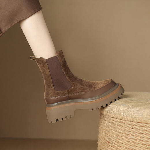 【预售5天】轻巧舒适圆头松糕底切尔西靴女秋冬新款真皮复古磨砂厚底短筒骑士靴MDY&AM2169-20 商品图0