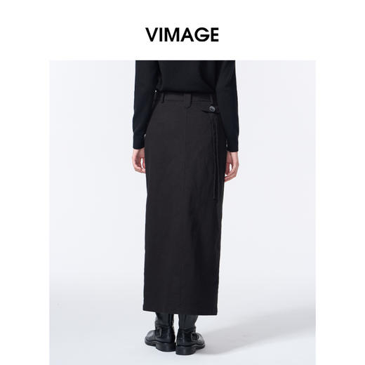 VIMAGE纬漫纪长款休闲百搭气质开叉黑色直筒2025秋季新款半身裙V2406105 商品图4