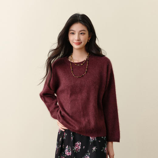 【严选】孟子义代言诗凡黎圆领拉毛羊毛针织衫2025冬新款软糯舒适套头毛衣7G9132871Q 商品图3