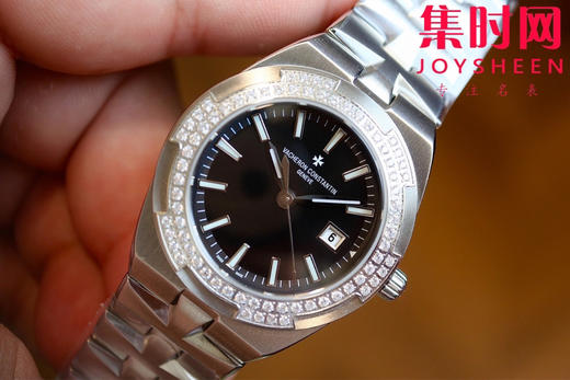 新品—随心所至，启幕无畏之行 VC江诗丹顿新款Overseas CC纵横四海女款系列1225v/1205v 女士石英腕表 商品图2