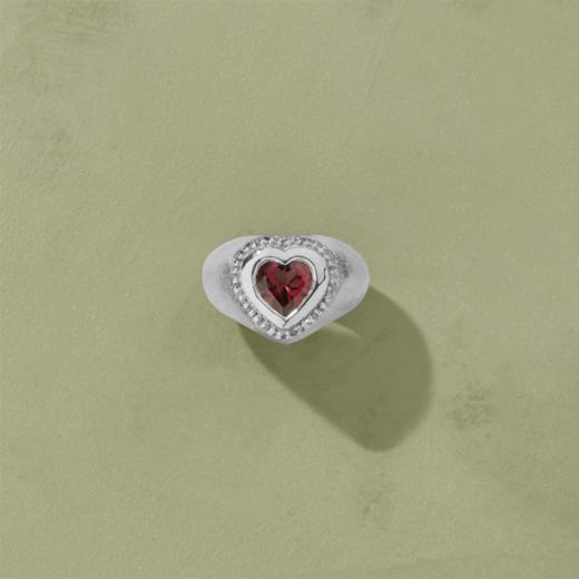 订购4周到｜Tityaravy-Gini-银色 心形 石榴石 戒指［法国设计师］ 商品图0