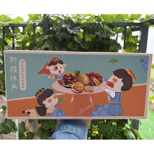 和田【特级大枣】个大皮薄核小、肉质厚实、咬起来有嚼劲甜度高、煲汤、熬粥、泡茶、直接吃 商品图7