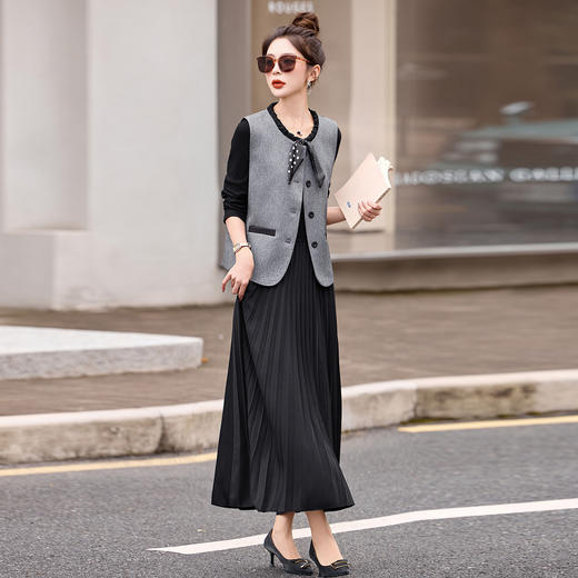 HR YBX8610法式小香风马甲套装裙洋气减龄百褶连衣裙 商品图0