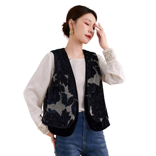 QS真丝丝绒新中式马甲简约日常秋季新款高品质上衣女61237 商品图4