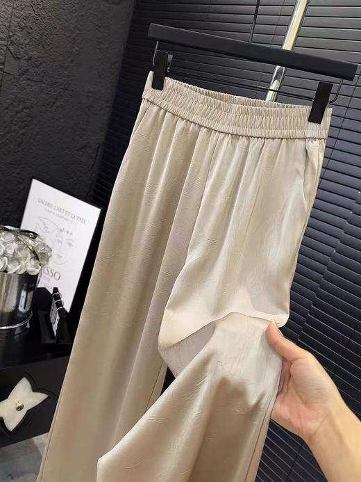 这款超好穿！！清仓必入！8989仿醋酸顺滑缎面松紧腰九分直筒裤-喜出 商品图4