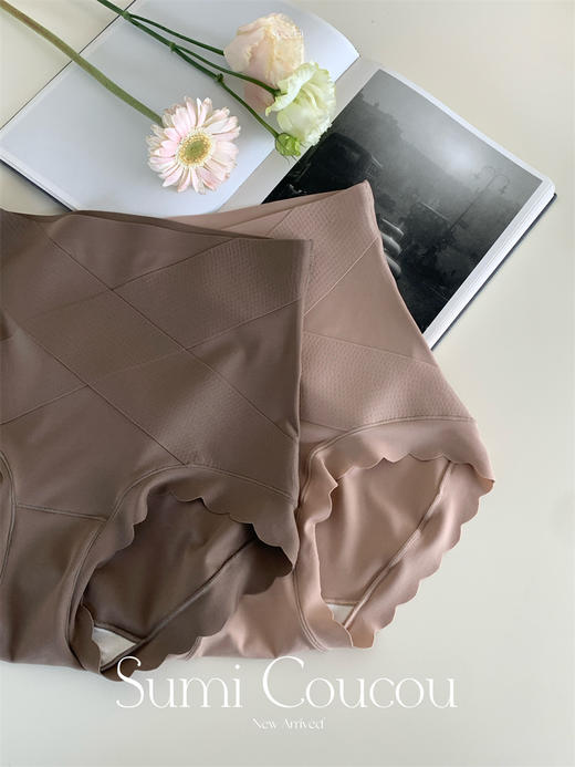 S腰雕塑专家！新款绷带收腹内裤新款收小肚子不卷边无痕舒适中高腰蜜桃臀女三角裤 商品图2