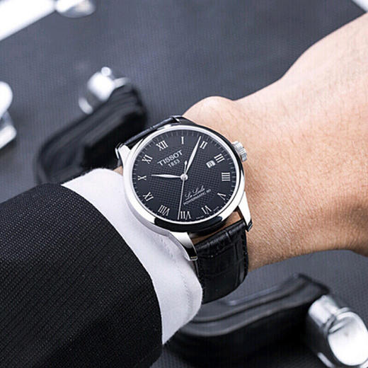 天梭Tissot力洛克系列80机芯机械男表黑盘皮带 T006.407.16.053.00 商品图4