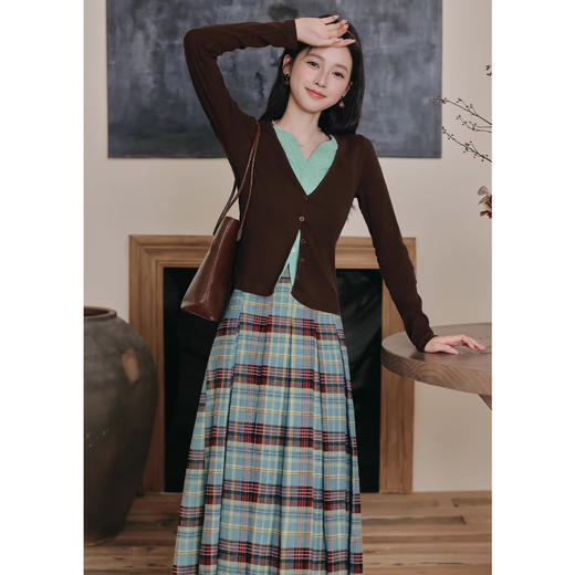 秋冬设计感穿搭复古显瘦针织杉假两件上衣格纹百褶长裙两件套 商品图1