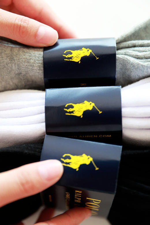 软支撑设计，放松整个脚掌。三双入毛巾底小标刺绣运动袜C091768 商品图2