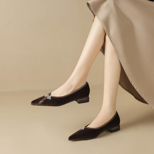 【预售5天】真皮国风单鞋尖头浅口，中跟鞋粗跟气质新中式礼服款女鞋YS&0285 商品图3