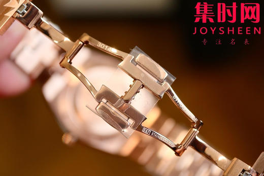 新品—随心所至，启幕无畏之行 VC江诗丹顿新款Overseas CC纵横四海女款系列1225v/1205v 女士石英腕表 商品图8