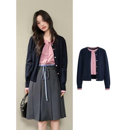 【MIU系高智假两件针织开衫】藏青拼粉假两件针织外套 叠穿的效果非常真实，简直是懒人必备 商品图1