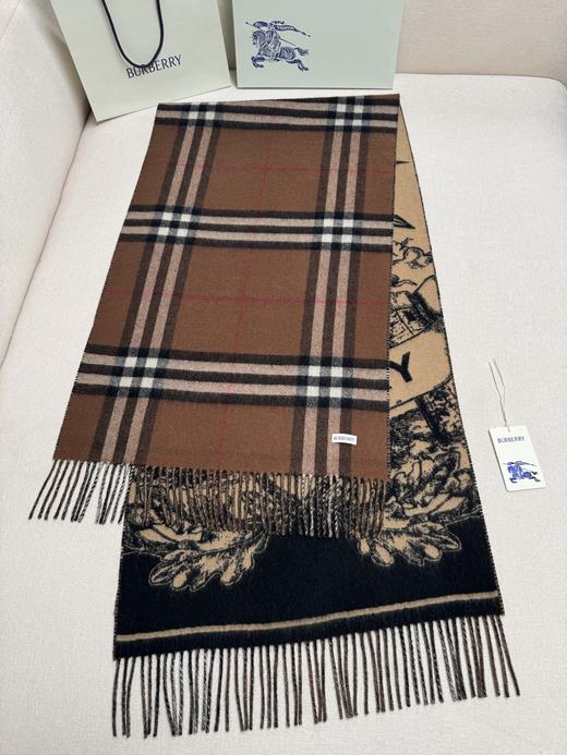 巴宝莉 马术骑士徽标 双面 羊绒提花 绒线围巾 女款 （ZT*DSX） 商品图3