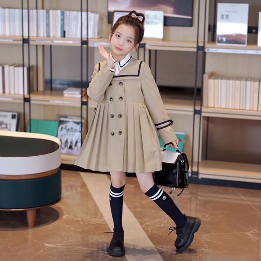 英伦百褶风衣 商品图1