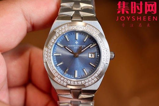 新品—随心所至，启幕无畏之行 VC江诗丹顿新款Overseas CC纵横四海女款系列1225v/1205v 女士石英腕表 商品图0