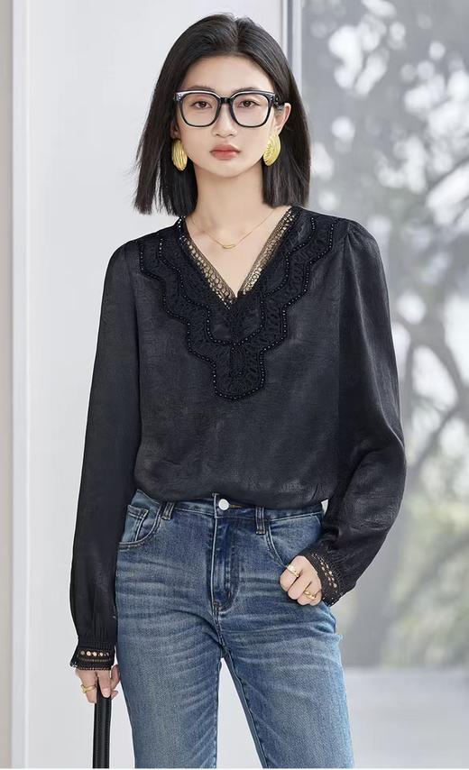 手工钉珠【秋上新】2636丝滑光泽顺滑手抓纹缎面长袖衫-喜出 商品图4