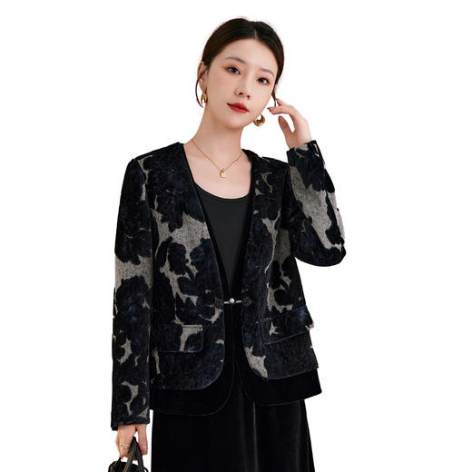 QS秋冬新款桑蚕丝丝绒外套简约日常款印花宽松遮肉显瘦女装1297 商品图4