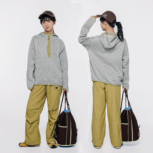 【品牌特惠】ACMEITEM爱棵米 户外亲子保暖抓绒连帽套头卫衣外套宽松上衣男女GAG3210655G/GAG3210685G 商品图2